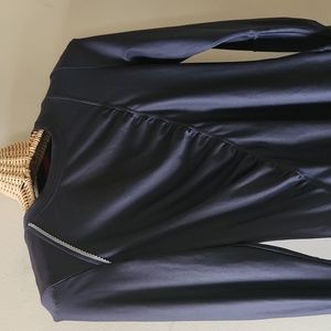 Athleta gray long sleeve athletic wear Size small reflective detail